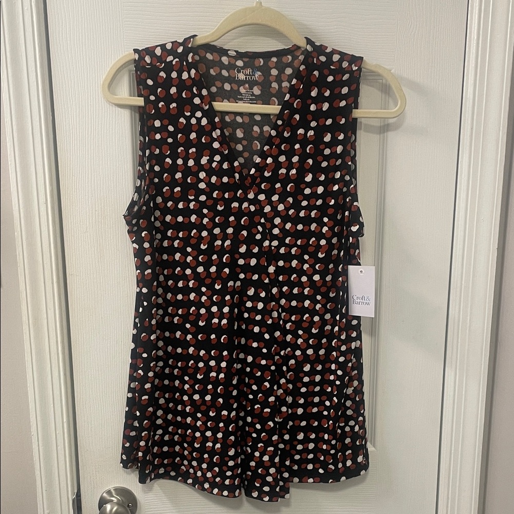 Croft & Barrow Black/White/Brown Polka Dot Sleeveless Blouse (Medium)